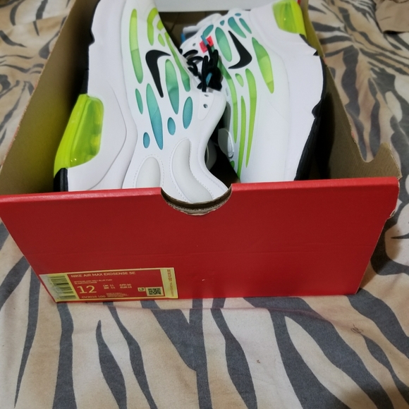 Nike Air Max Exosense - Picture 4 of 9